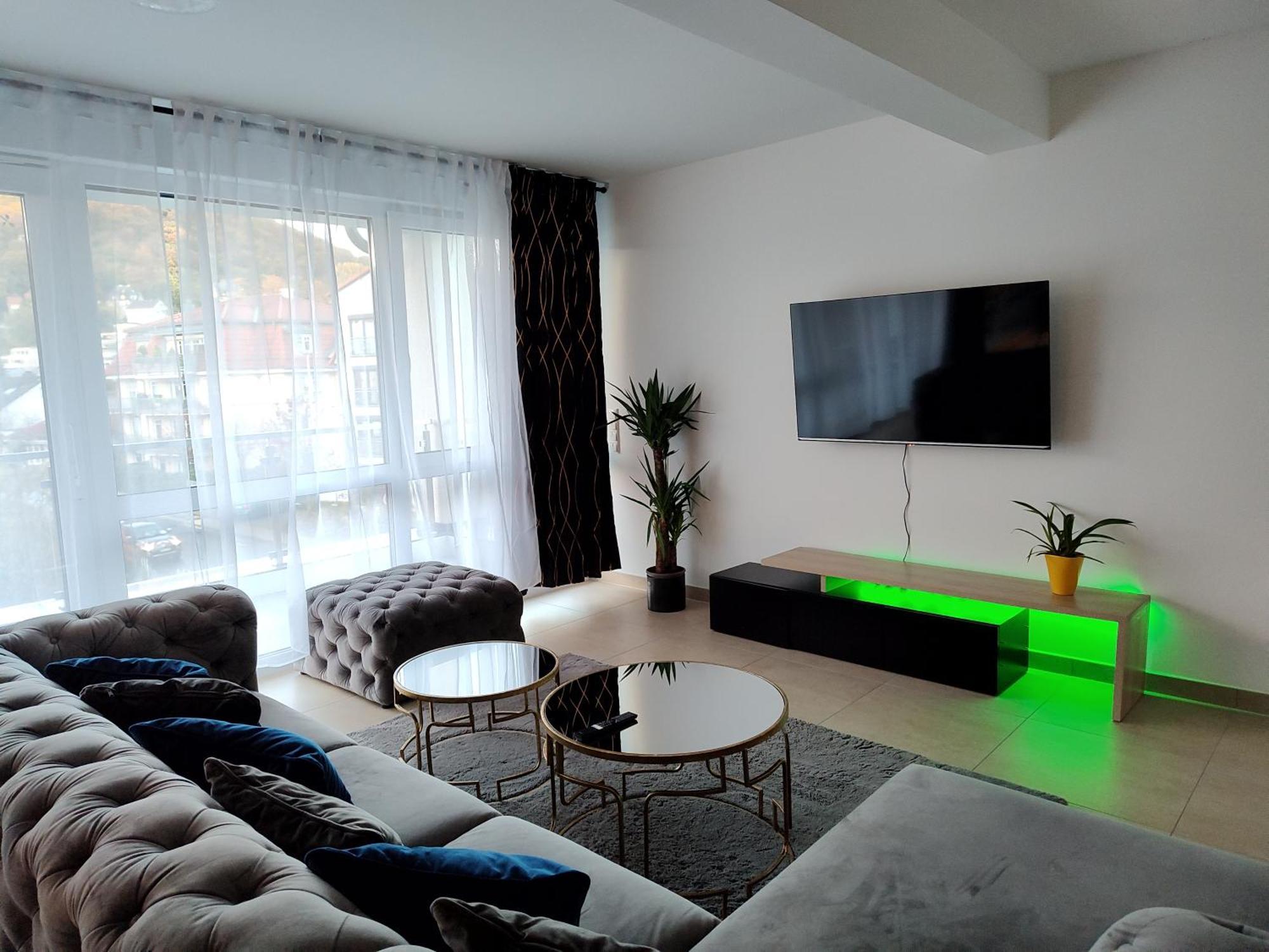 Hotel Valley Of Business Frankfurt-Airport - Black Label Penthouse Hofheim am Taunus Exterior photo